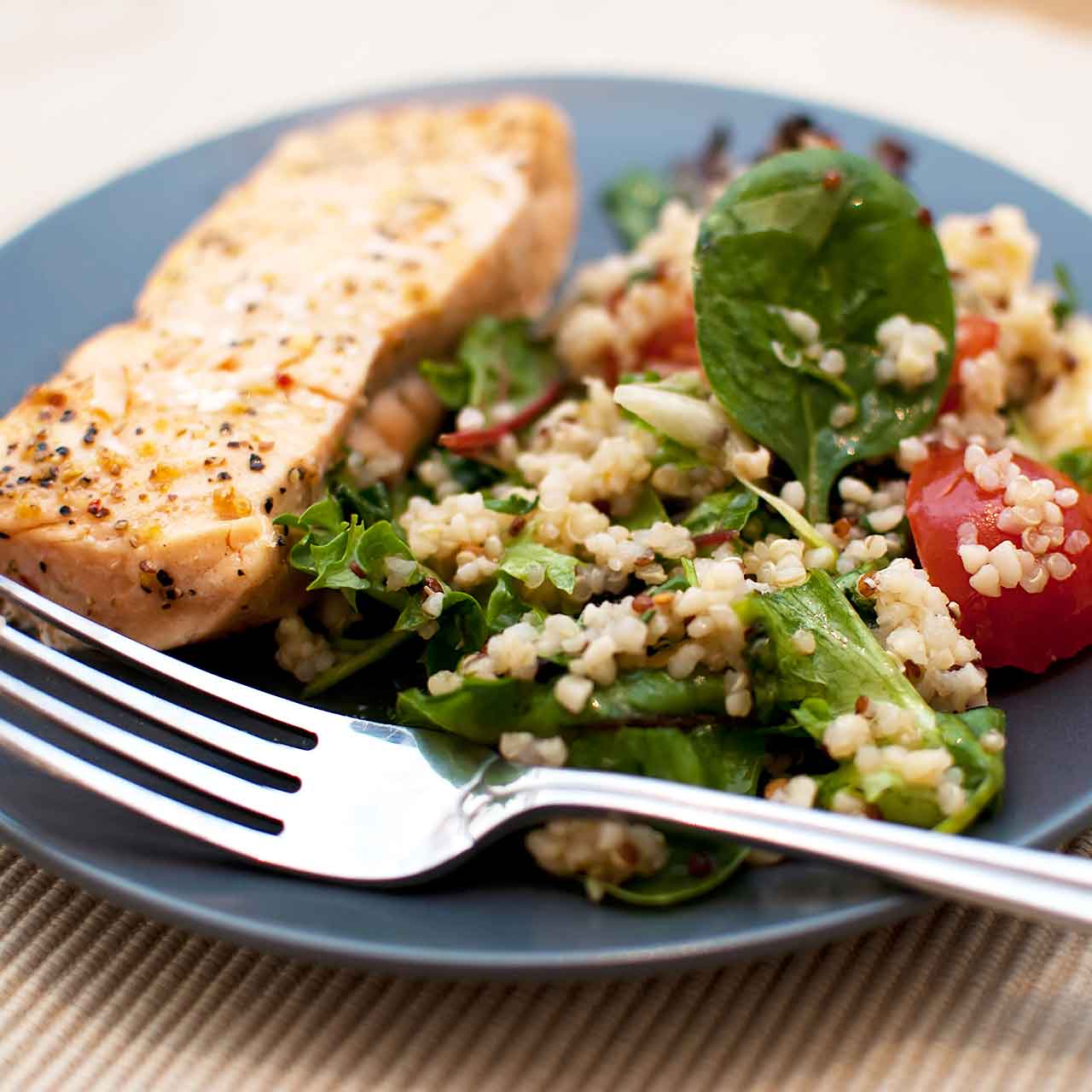 Lachs-Quinoa-Spinat